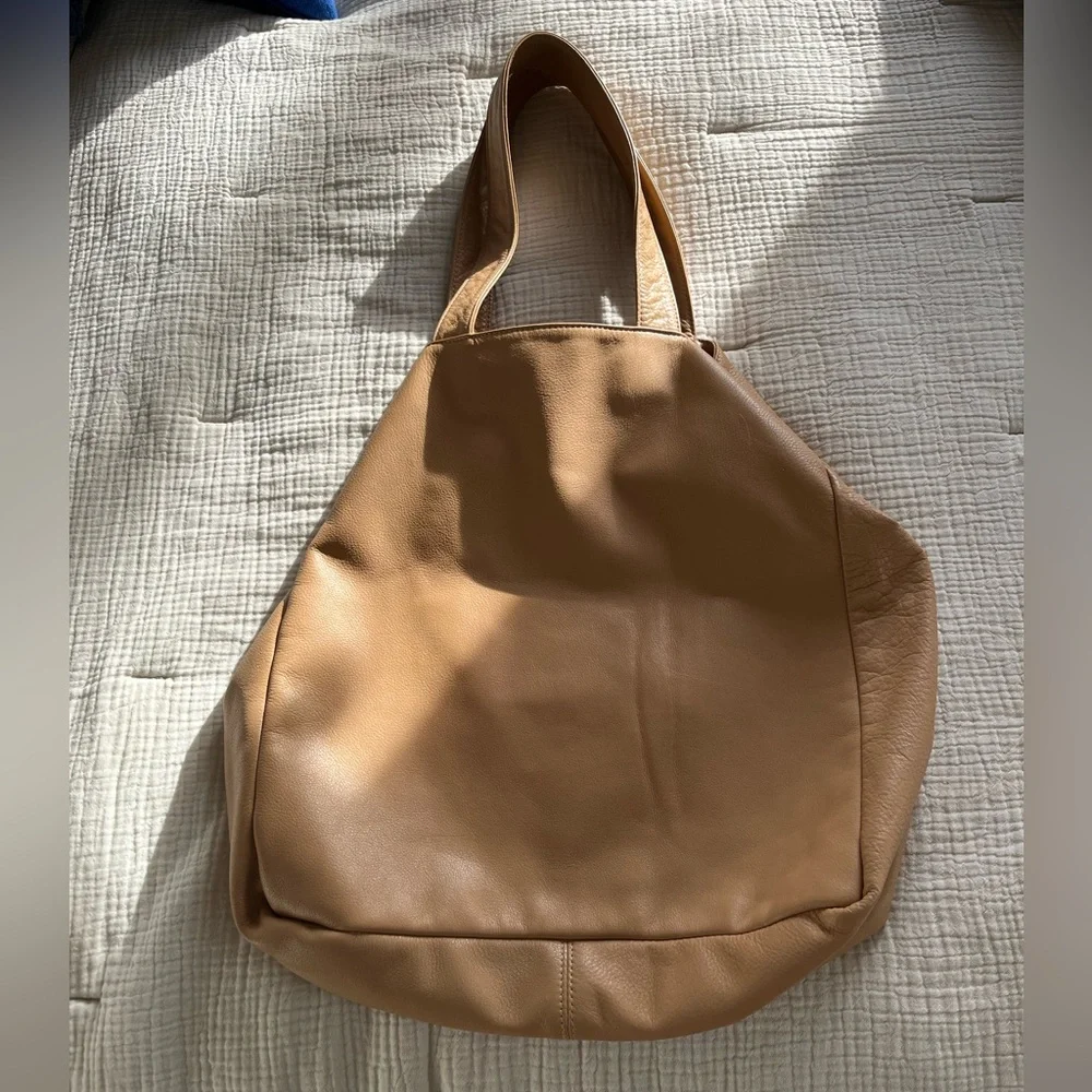 Minimalist Beige Tote Bag - Women's Shoulder Bag - Picture 4 of 5